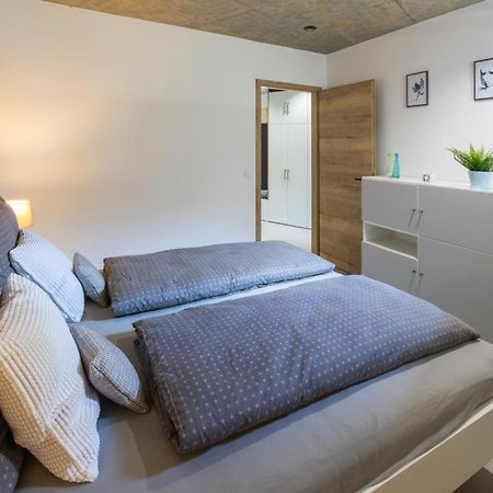 Nerudovka Apartment Karlsbad Buitenkant foto