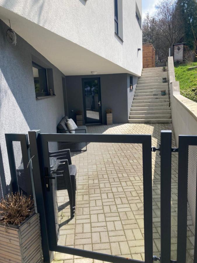 Nerudovka Apartment Karlsbad Buitenkant foto